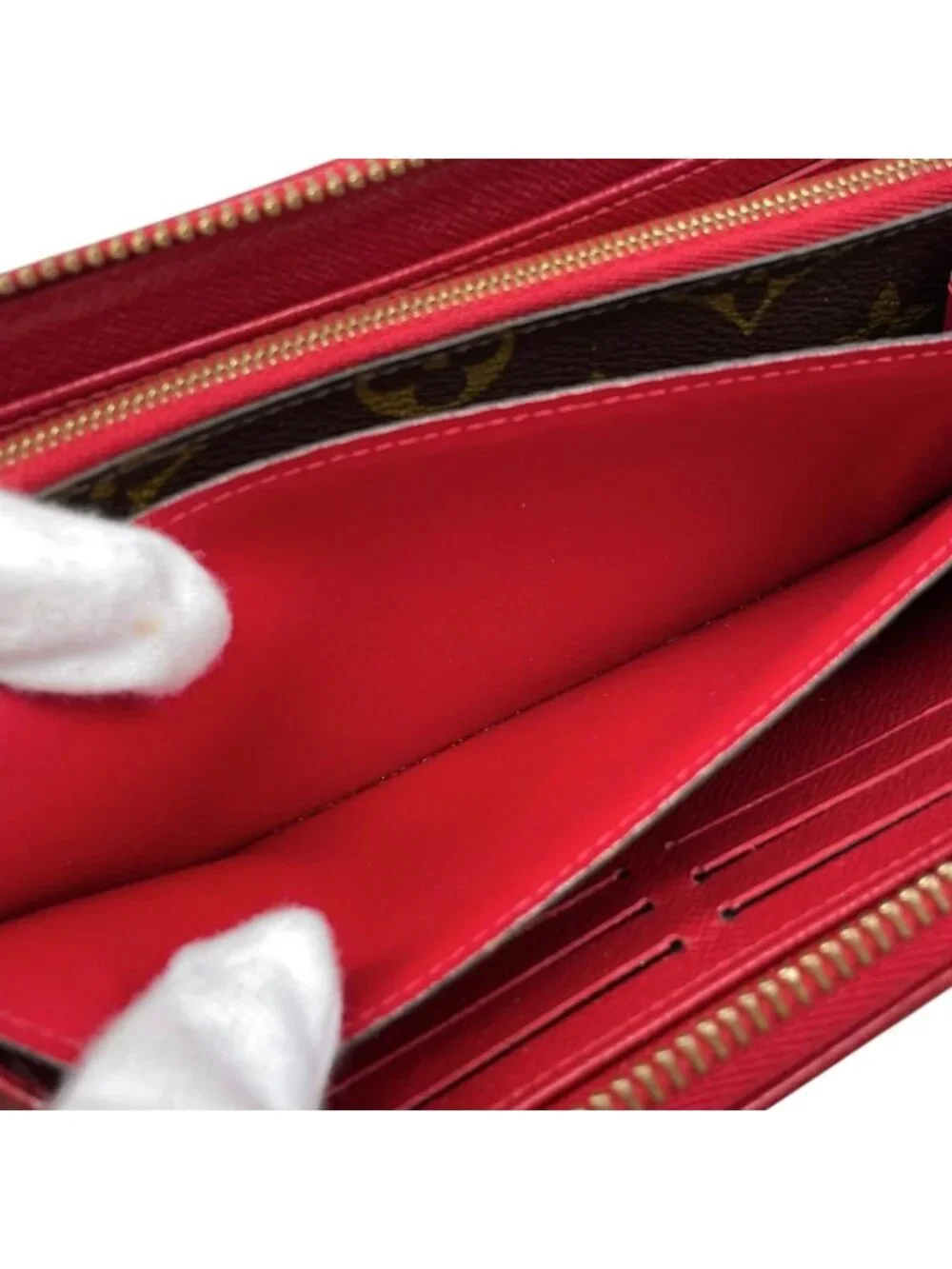 Louis Vuitton Wallet Zippy Retiro Monogram Cerise